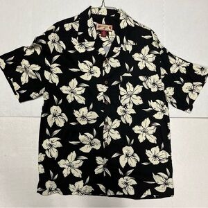 Caribbean Joe Black and White Casual Button Down Shirt Vacation Hawaiian